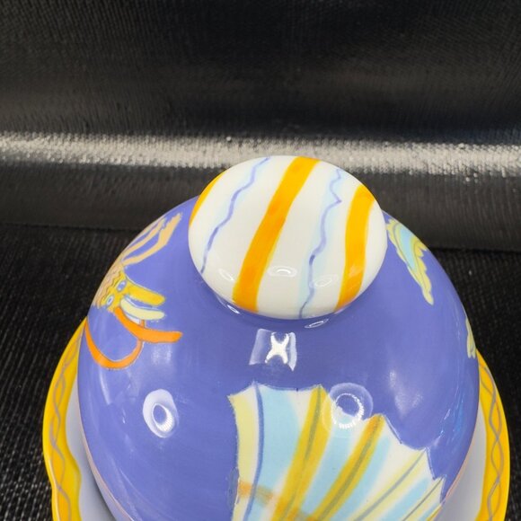 Boston Warehouse Trading Corp Round Butter Dish Onion Dome Container Ceramic - Picture 8 of 11